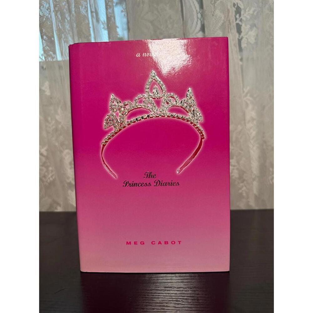 The Princess Diaries by Meg Cabot - Volume I (Hardcover)